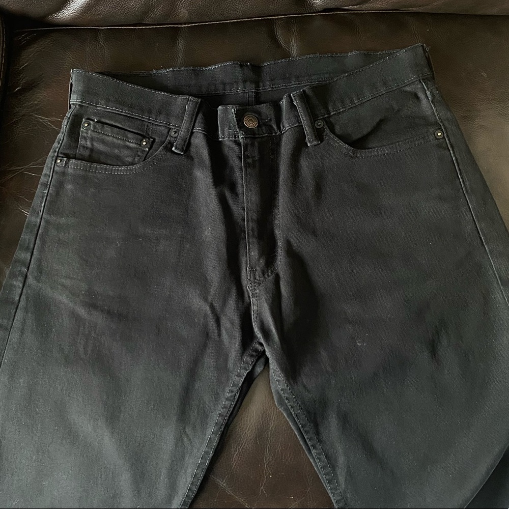 Men’s Black 504 Levi’s 32x34.  Great Condition!
